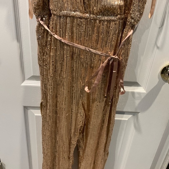 Gold Sequin Jumpsuit with side Alire NWT - Picture 4 of 10